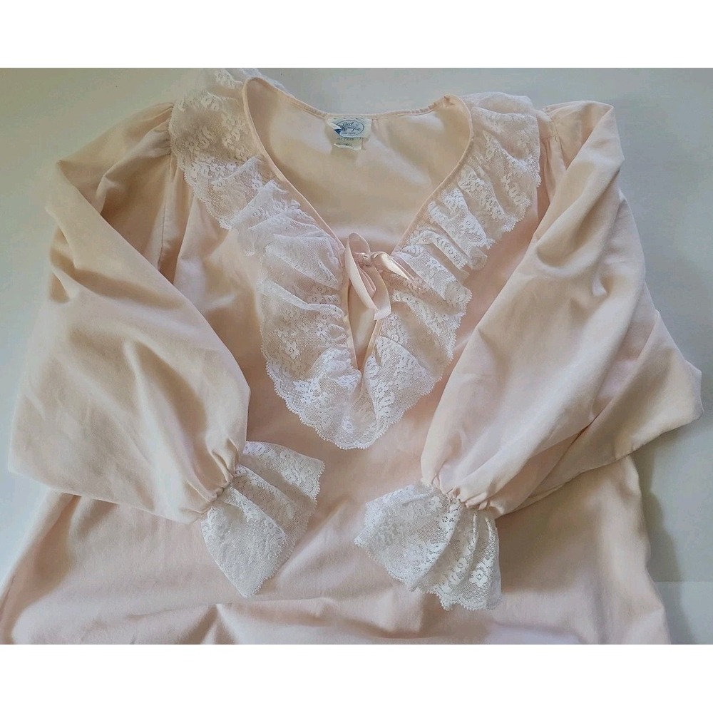 Vtg Long Nightgown Bed Breakfast USA Lace Ruffle Collar Cuffs Pink White Cottage